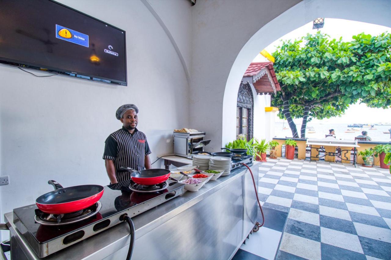 Freddie Mercury Apartments Zanzibar Bagian luar foto